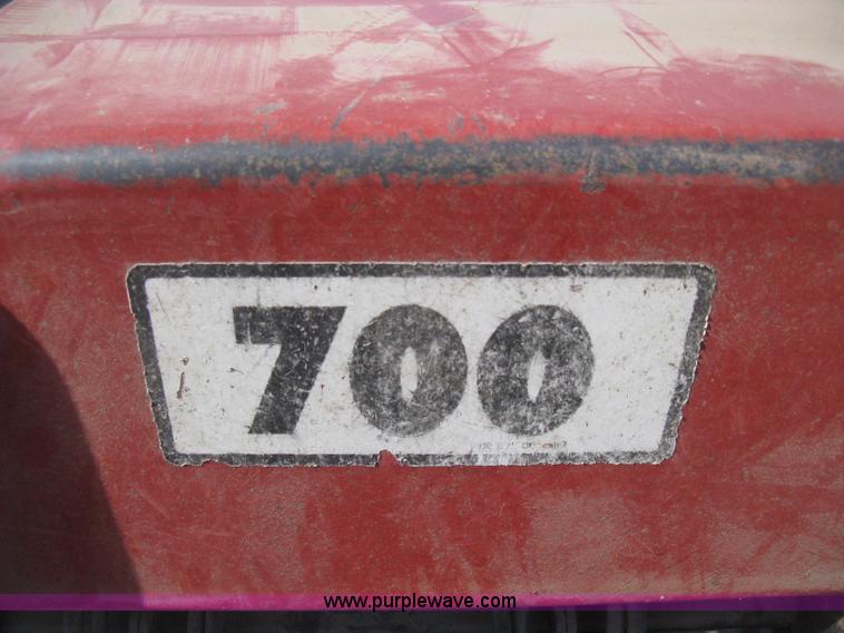 image for item I5716 Hiniker 700 rotary hoe