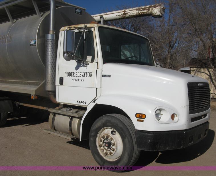 image for item I5718 1999 Freightliner FL112 feed delivery truck