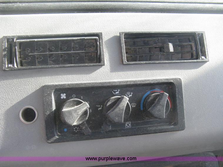 image for item I5718 1999 Freightliner FL112 feed delivery truck