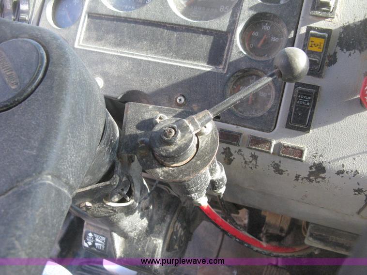 image for item I5718 1999 Freightliner FL112 feed delivery truck