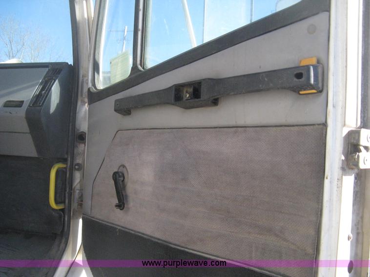 image for item I5718 1999 Freightliner FL112 feed delivery truck