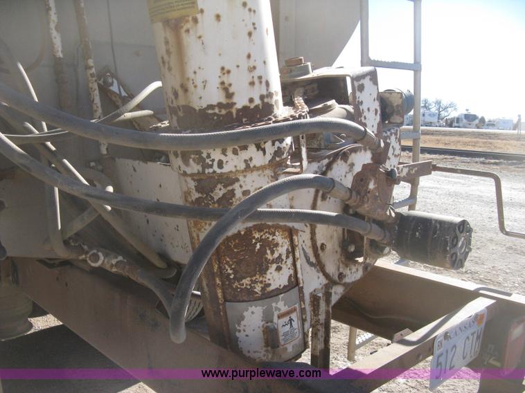 image for item I5718 1999 Freightliner FL112 feed delivery truck