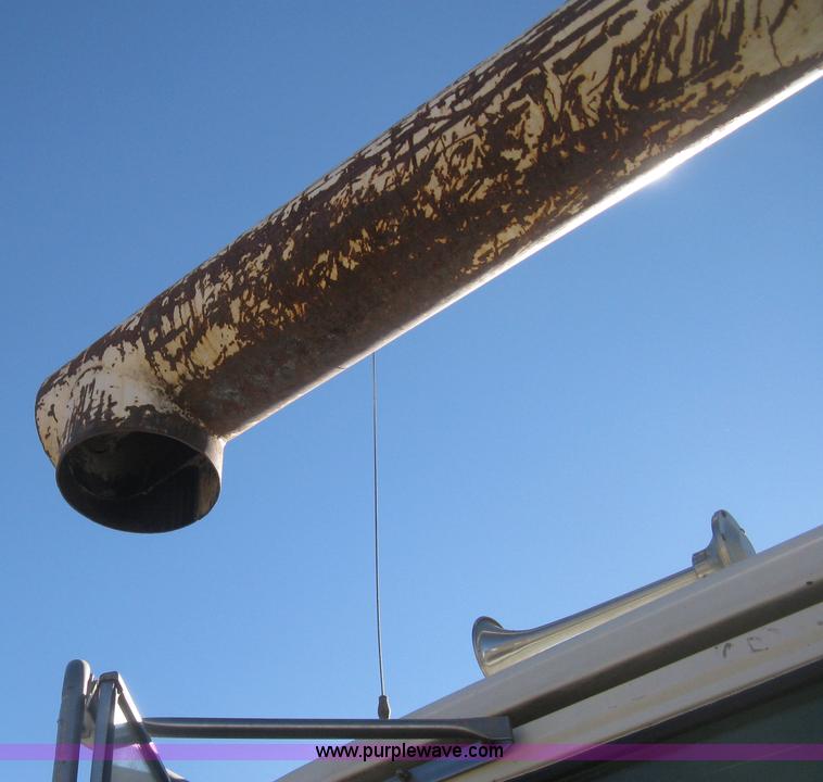 image for item I5718 1999 Freightliner FL112 feed delivery truck