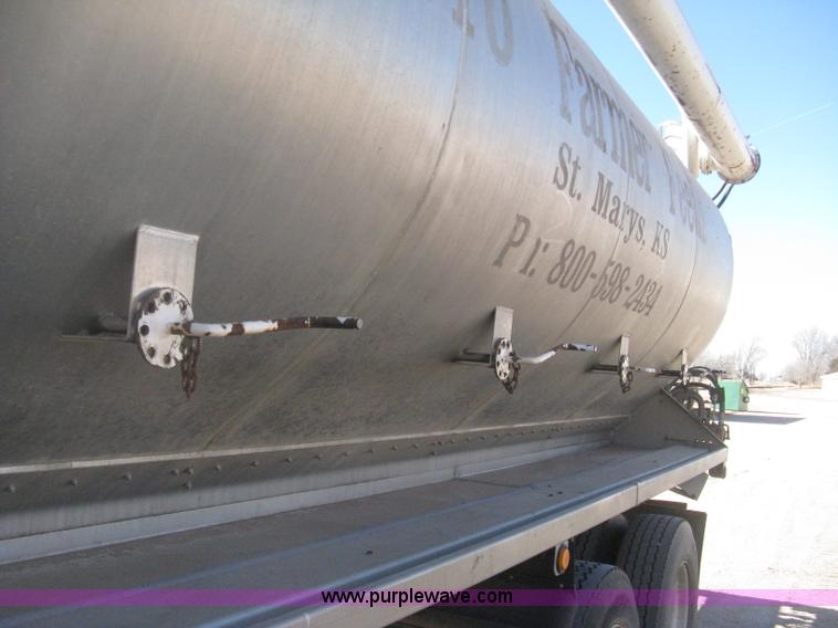 image for item I5718 1999 Freightliner FL112 feed delivery truck