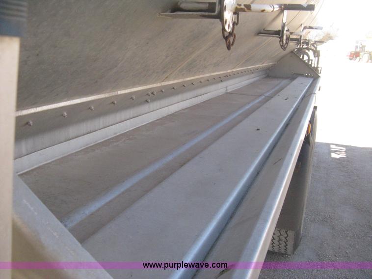 image for item I5718 1999 Freightliner FL112 feed delivery truck