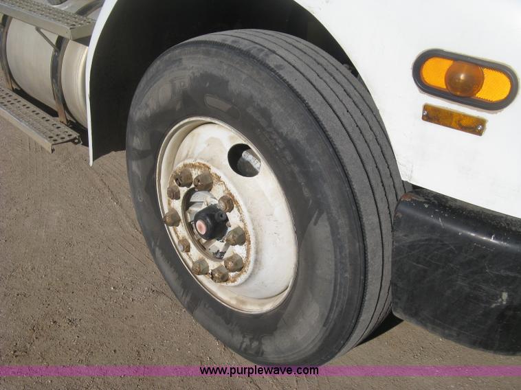 image for item I5718 1999 Freightliner FL112 feed delivery truck