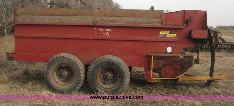 image for item I5722 Blair Feed-R-Wagon