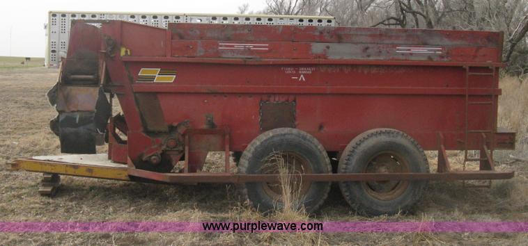 image for item I5722 Blair Feed-R-Wagon