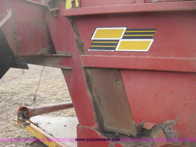 image for item I5722 Blair Feed-R-Wagon