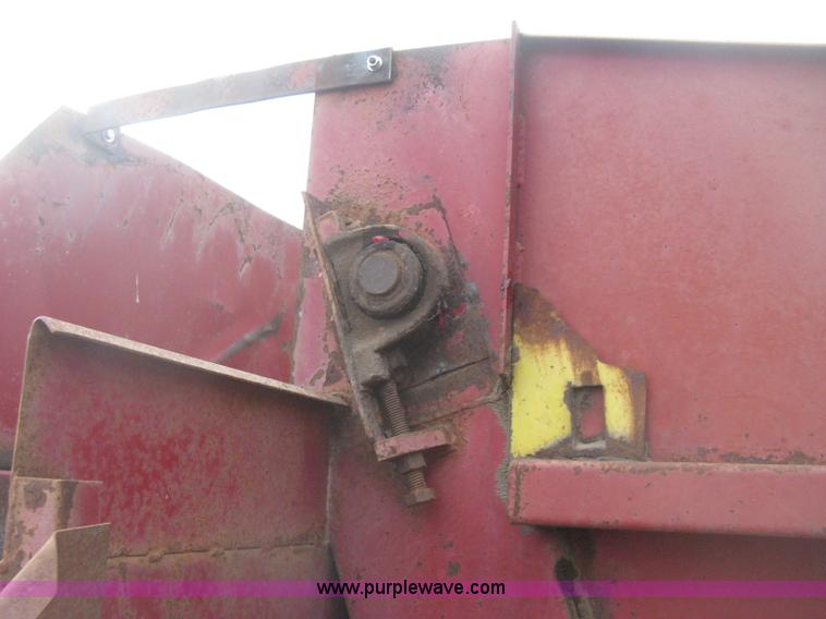 image for item I5722 Blair Feed-R-Wagon