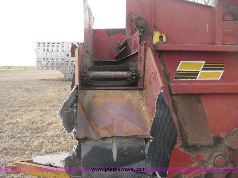 image for item I5722 Blair Feed-R-Wagon