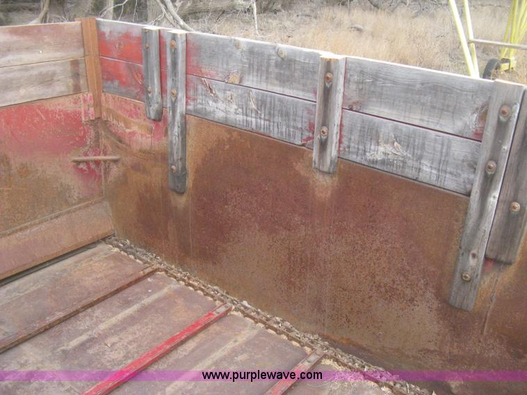 image for item I5722 Blair Feed-R-Wagon