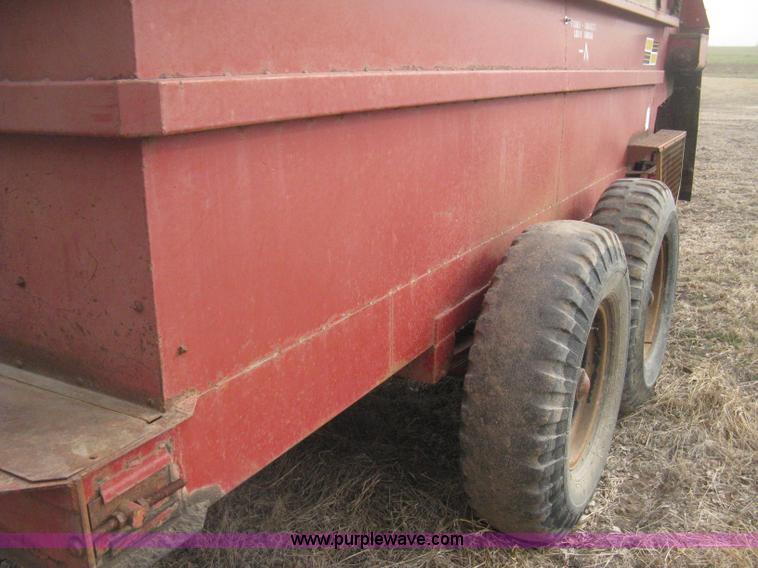 image for item I5722 Blair Feed-R-Wagon