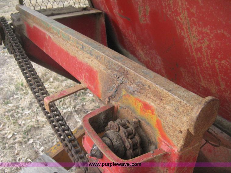 image for item I5722 Blair Feed-R-Wagon