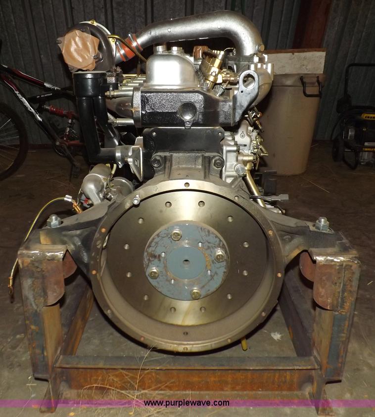 image for item I9201 Isuzu 6BD1TLE-05 5.785L six cylinder turbo diesel engine