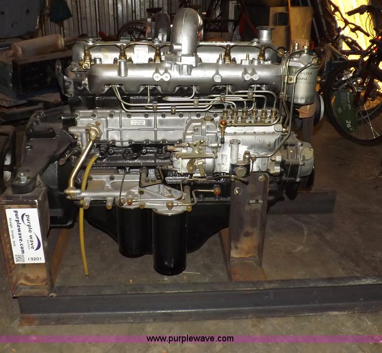 image for item I9201 Isuzu 6BD1TLE-05 5.785L six cylinder turbo diesel engine