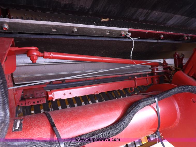 image for item I9207 2008 New Holland BR7090 round baler