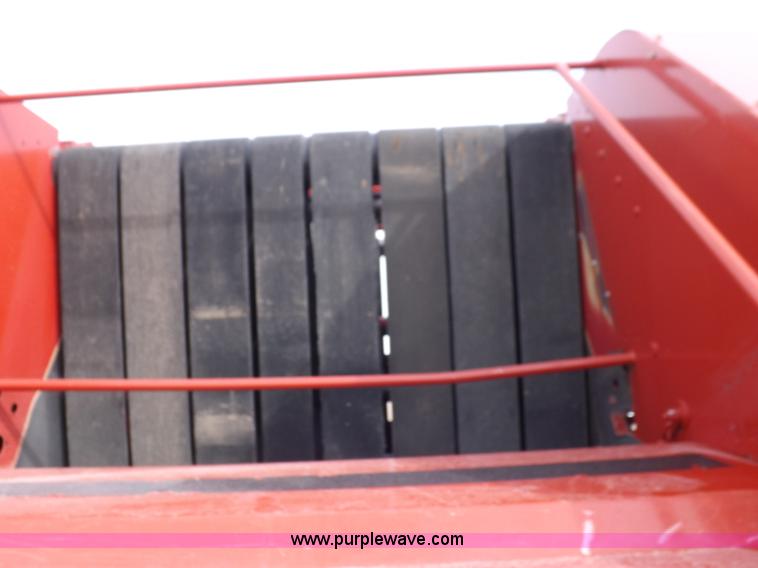 image for item I9207 2008 New Holland BR7090 round baler