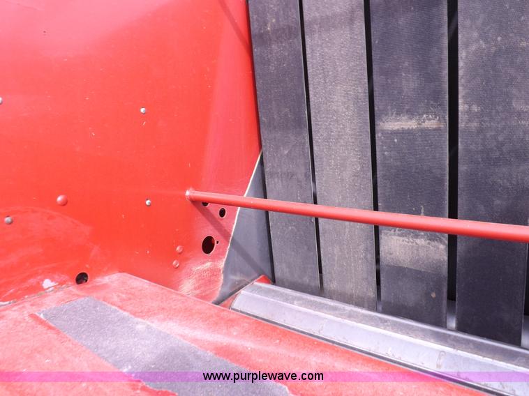 image for item I9207 2008 New Holland BR7090 round baler