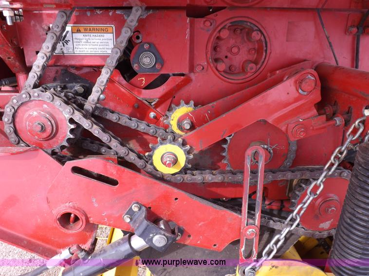 image for item I9207 2008 New Holland BR7090 round baler