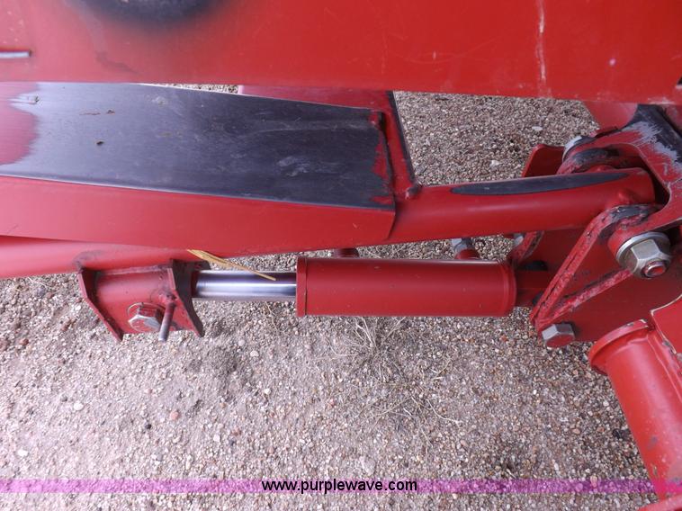 image for item I9207 2008 New Holland BR7090 round baler