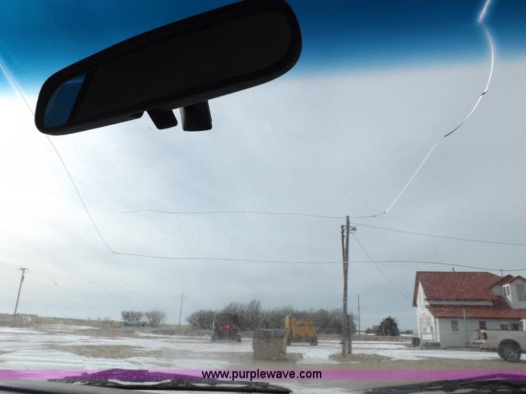 image for item I9208 2000 Chevrolet Silverado 1500 pickup truck