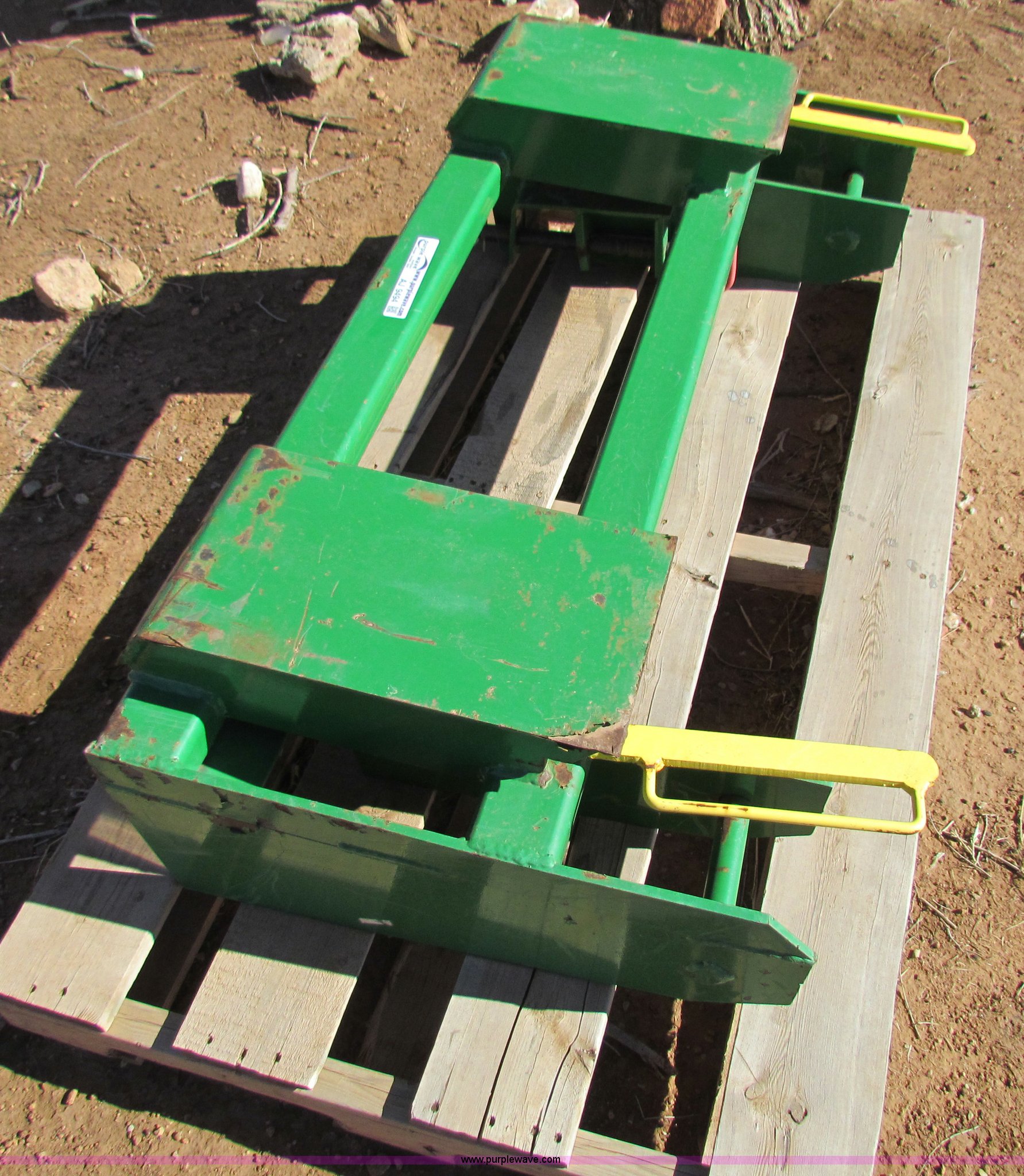 John Deere to skid loader adapter plate in Alva, OK Item AJ9494 sold Purple Wave