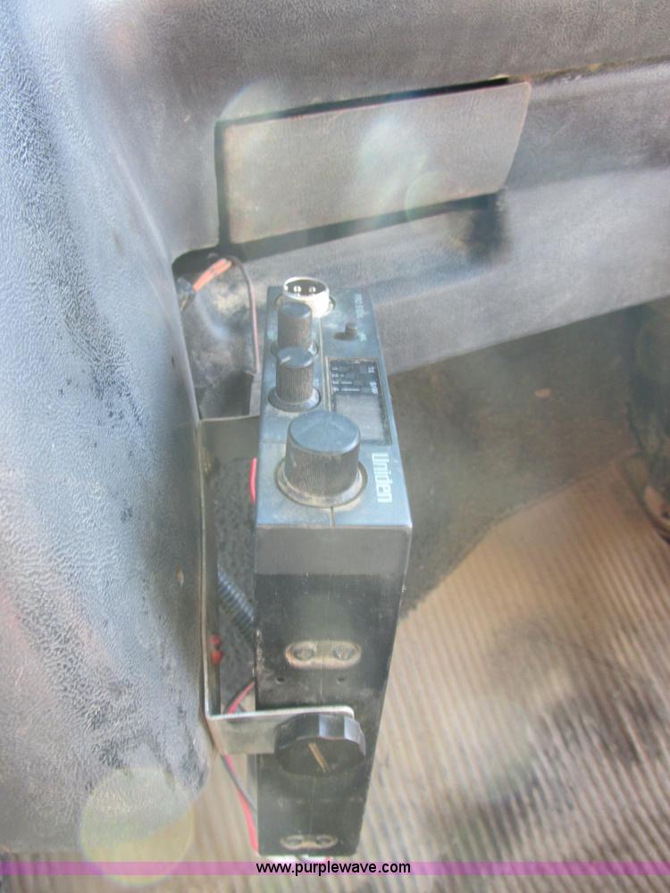 image for item AB9294 1995 Ford LT8000 dump truck