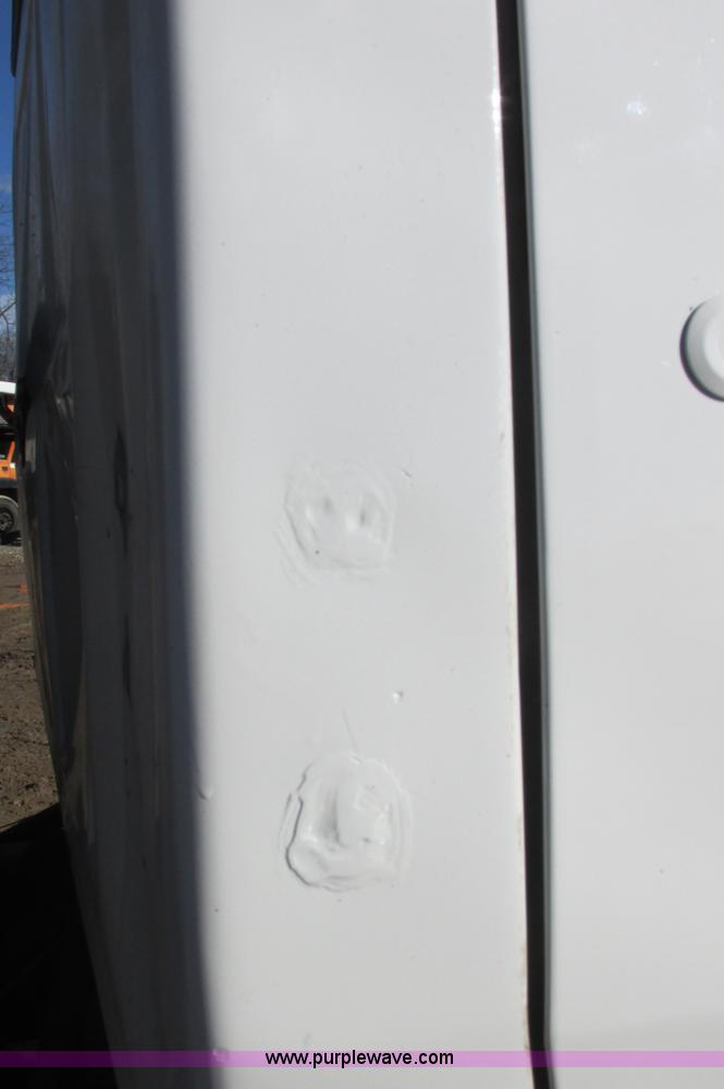 image for item AB9294 1995 Ford LT8000 dump truck