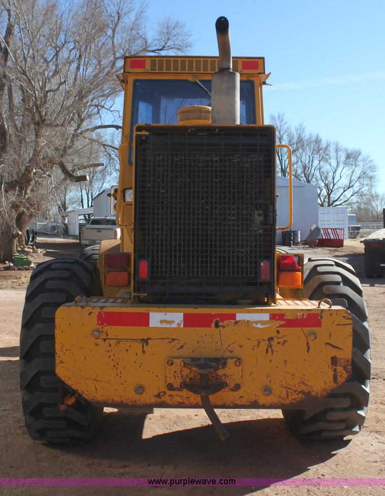 image for item AJ9497 1986 John Deere 644D wheel loader