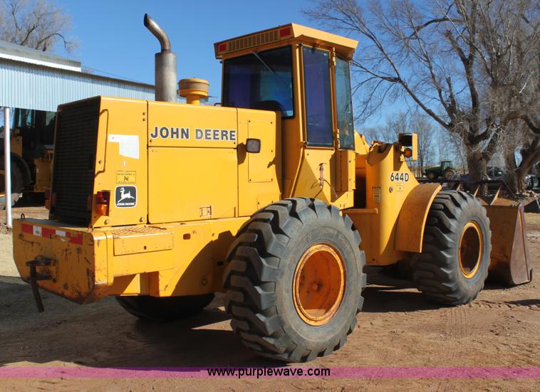 image for item AJ9497 1986 John Deere 644D wheel loader