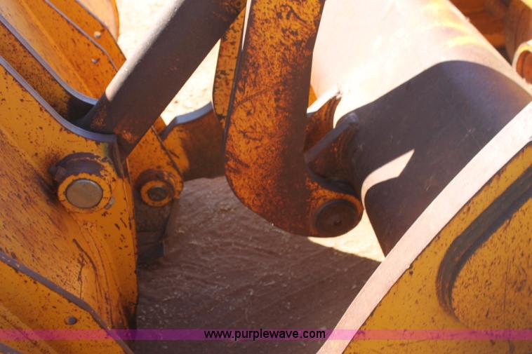 image for item AJ9497 1986 John Deere 644D wheel loader