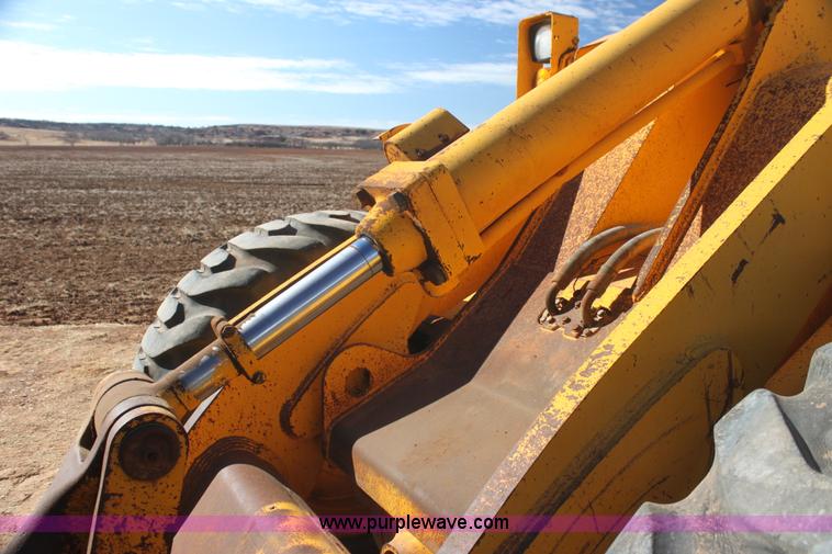 image for item AJ9497 1986 John Deere 644D wheel loader