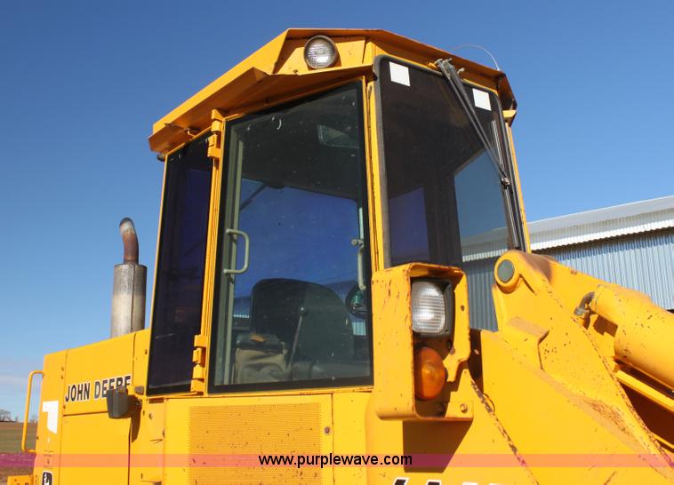 image for item AJ9497 1986 John Deere 644D wheel loader
