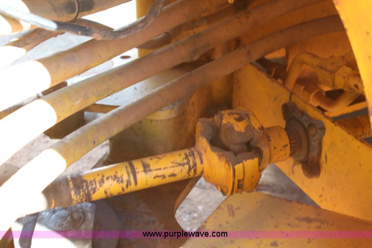 image for item AJ9497 1986 John Deere 644D wheel loader