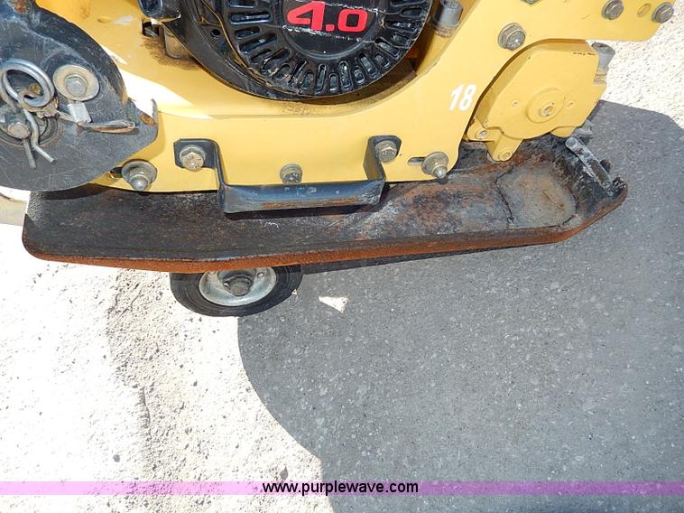 image for item AU9801 Bomag plate compactor