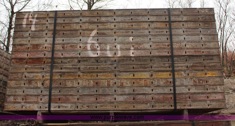 image for item C1748 Assorted concrete forms