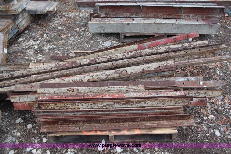 image for item C1748 Assorted concrete forms