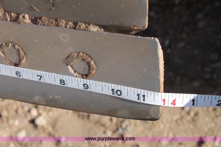 image for item C3688 1994 Galion 830 articulated motor grader