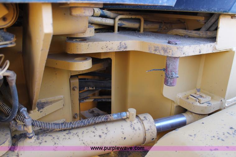 image for item C3688 1994 Galion 830 articulated motor grader