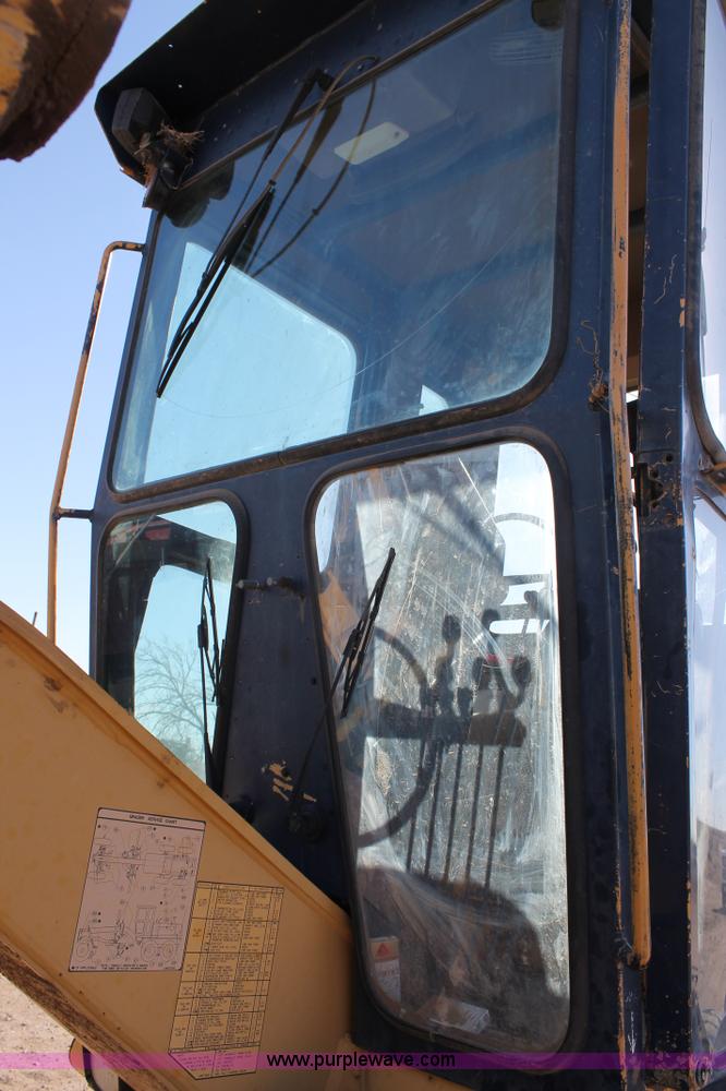 image for item C3688 1994 Galion 830 articulated motor grader