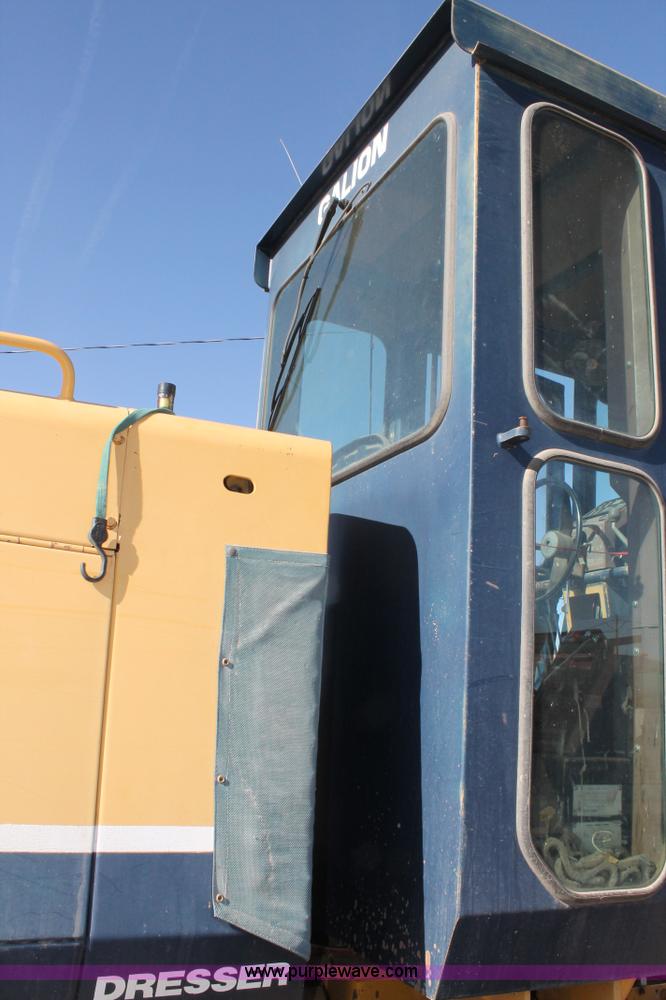 image for item C3688 1994 Galion 830 articulated motor grader