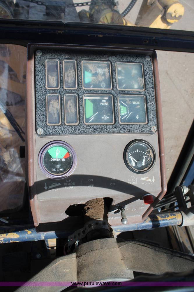 image for item C3688 1994 Galion 830 articulated motor grader