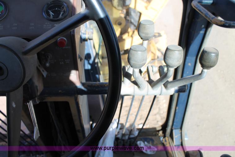 image for item C3688 1994 Galion 830 articulated motor grader