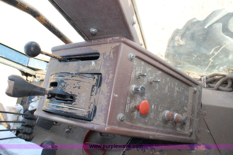 image for item C3688 1994 Galion 830 articulated motor grader