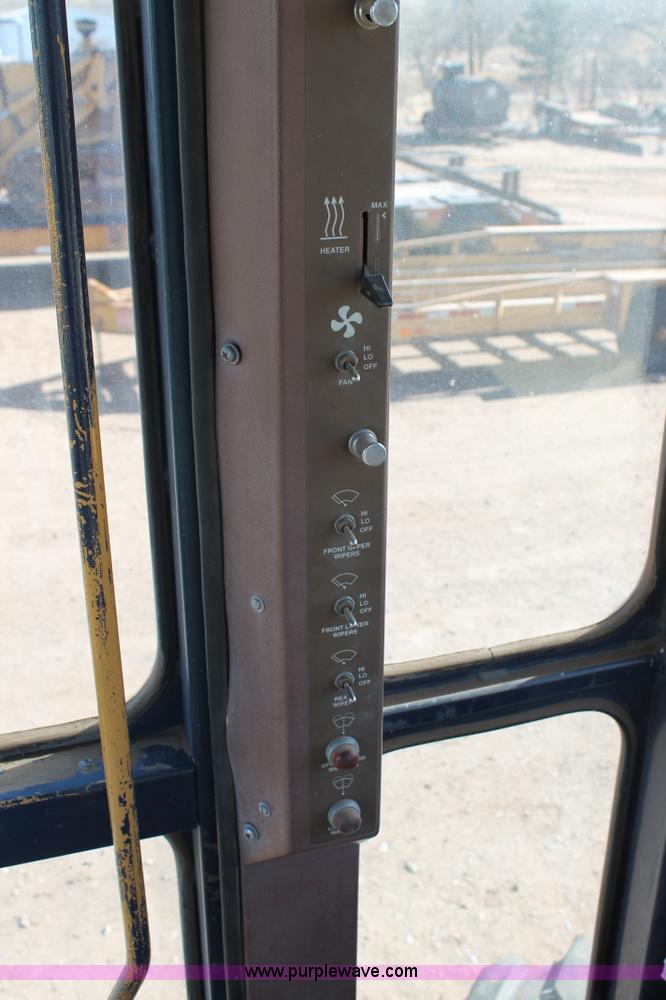 image for item C3688 1994 Galion 830 articulated motor grader