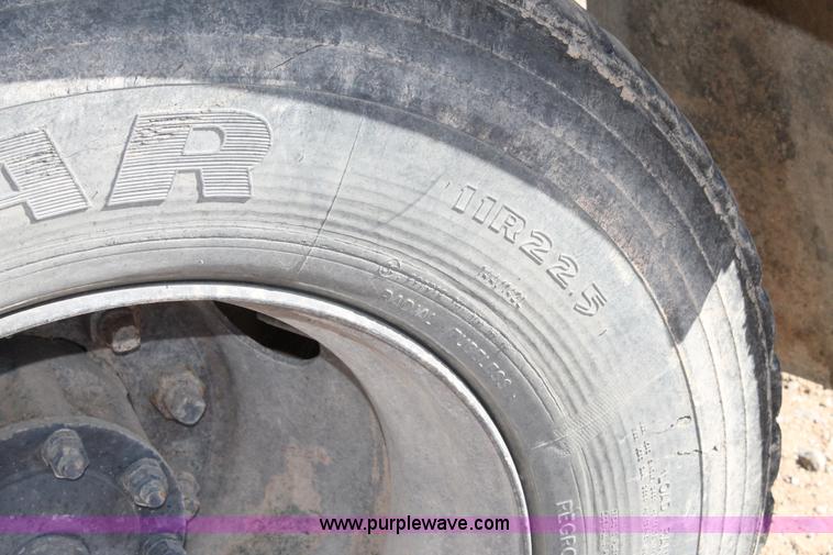 image for item C3693 1993 Ford LTS9000 vactor truck