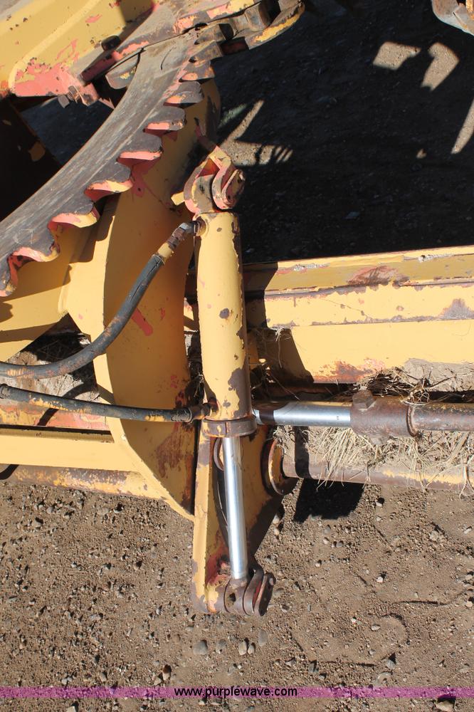 image for item C3697 1989 Champion 710A articulated motor grader