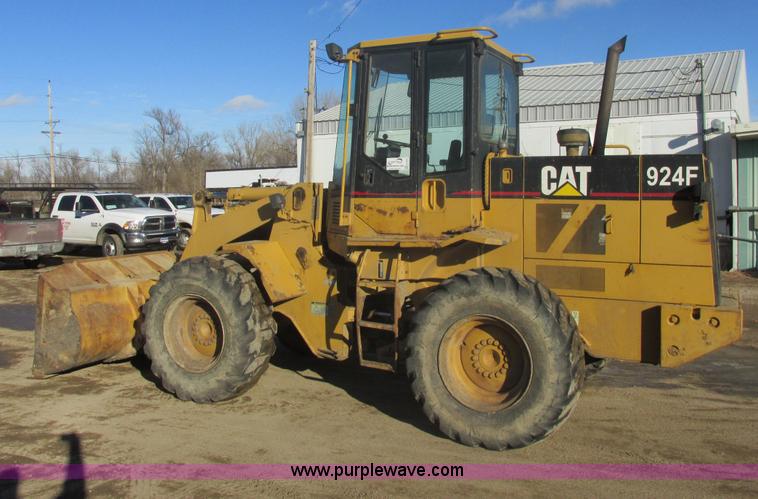 image for item E5264 1995 Caterpillar 924F wheel loader