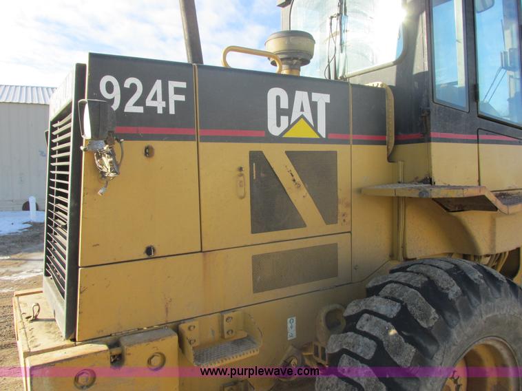 image for item E5264 1995 Caterpillar 924F wheel loader